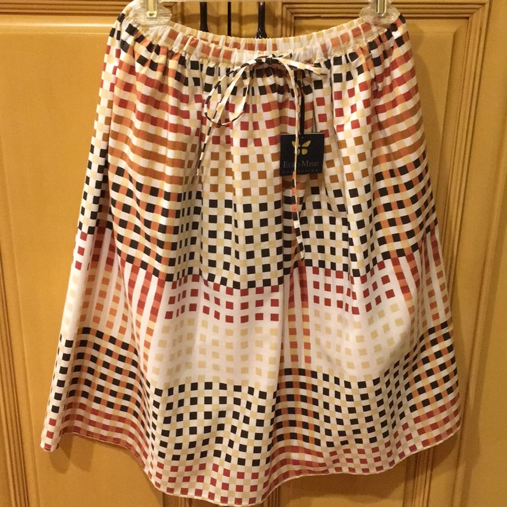 Skirt size 14 girls